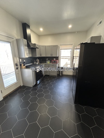 Dorchester 4 Bed 2 Bath BOSTON Boston - $4,550 50% Fee