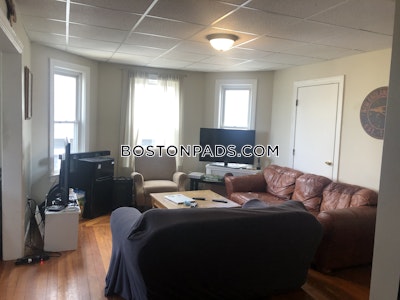 Somerville 5 Bed 2 Bath SOMERVILLE  Tufts - $6,000