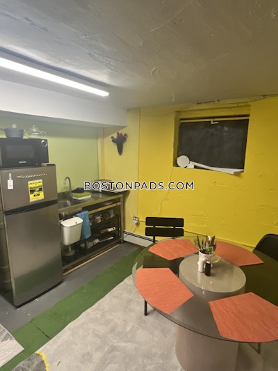 Cambridge 1 Bed 1 Bath  Harvard Square - $1,850