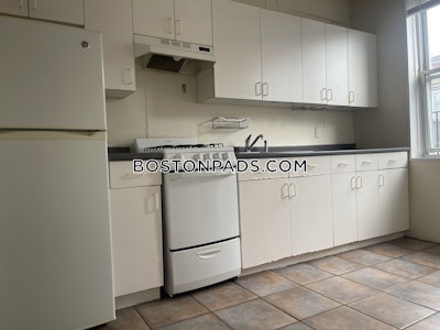 Allston 1 Bed 1 Bath BOSTON Boston - $2,100 No Fee