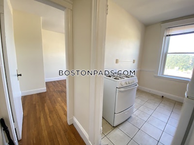 Dorchester Renovated 1 bed 1 bath available NOW on Washington St in Brighton! Boston - $2,500