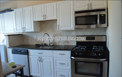 Brighton Apartment for rent 3 Bedrooms 1 Bath Boston - $4,800