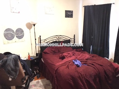 Mission Hill 3 Beds 1 Bath Boston - $4,000