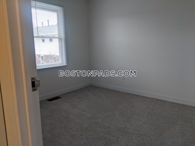 Roslindale Apartment for rent 3 Bedrooms 1 Bath Boston - $3,475